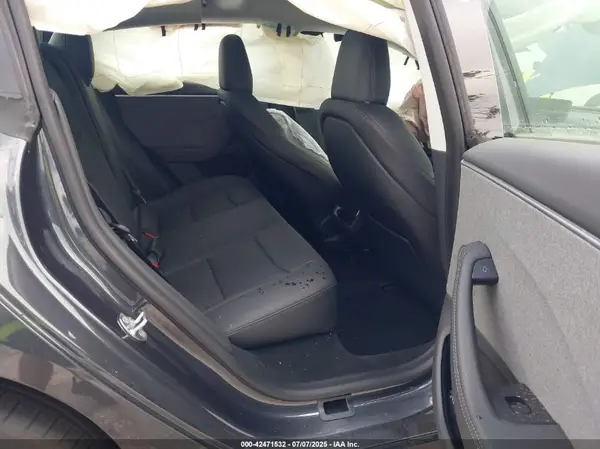 5YJ3E1EAXSF905596 2025 TESLA MODEL 3 - Image 8