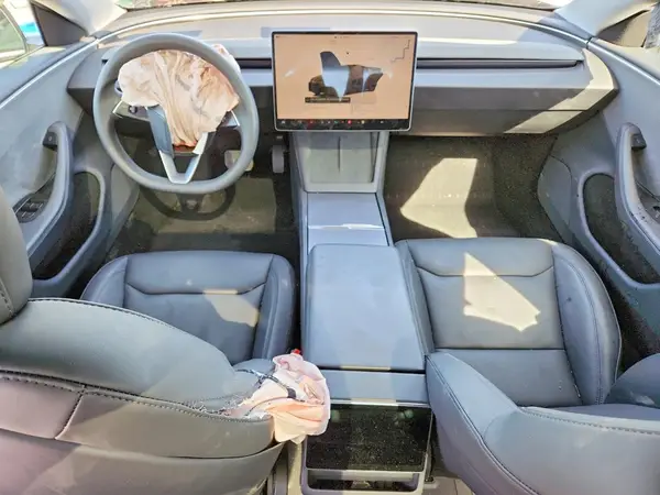 5YJ3E1EAXSF908224 2025 TESLA MODEL 3 - Image 8
