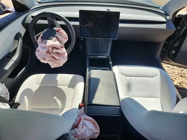 5YJ3E1EAXSF912564 2025 TESLA MODEL 3 - Image 8