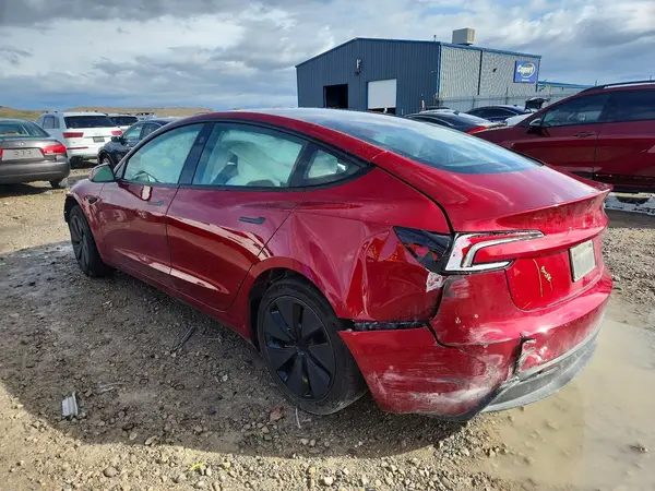 5YJ3E1EAXSF922172 2025 TESLA MODEL 3 - Image 2