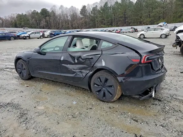 5YJ3E1EAXSF923306 2025 TESLA MODEL 3 - Image 2