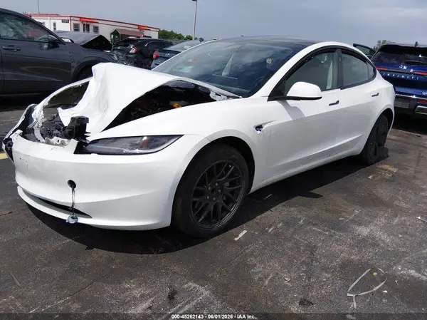5YJ3E1EAXSF923435 2025 TESLA MODEL 3 - Image 2