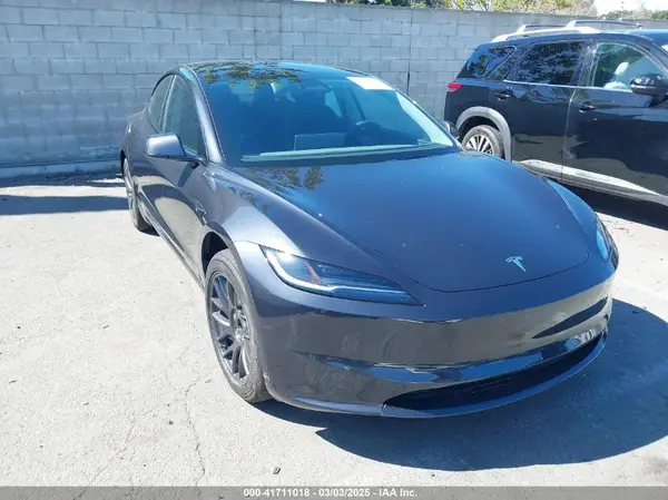 5YJ3E1EAXSF940137 2025 TESLA MODEL 3 - Image 1