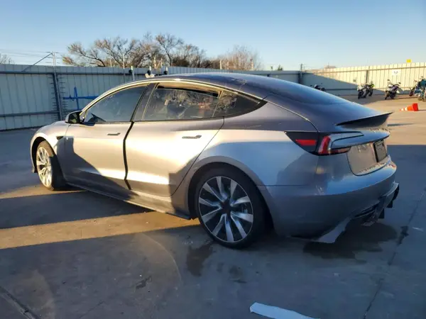 5YJ3E1EAXSF949601 2025 TESLA MODEL 3 - Image 2