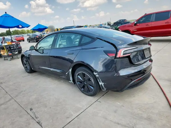 5YJ3E1EAXSF950991 2025 TESLA MODEL 3 - Image 2