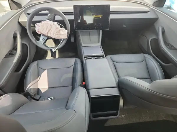 5YJ3E1EAXSF950991 2025 TESLA MODEL 3 - Image 8