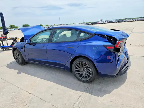 5YJ3E1EAXSF961148 2025 TESLA MODEL 3 - Image 2