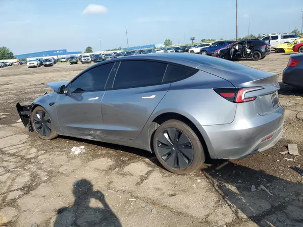 5YJ3E1EAXSF968990 2025 TESLA MODEL 3 - Image 2