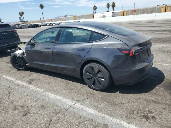 5YJ3E1EAXSF969606 2025 TESLA MODEL 3 - Image 2