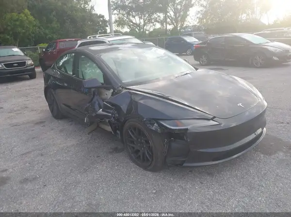 5YJ3E1EAXSF970139 2025 TESLA MODEL 3 - Image 1