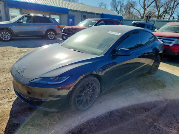 5YJ3E1EAXSF971940 2025 TESLA MODEL 3 - Image 1