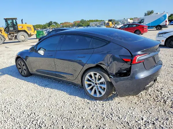 5YJ3E1EAXSF976149 2025 TESLA MODEL 3 - Image 2