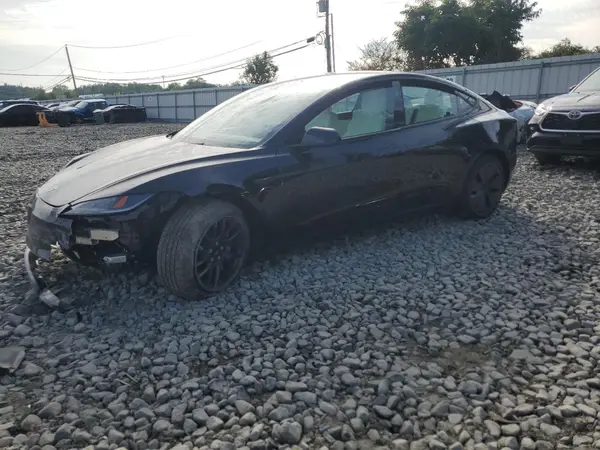 5YJ3E1EAXSF985210 2025 TESLA MODEL 3 - Image 1