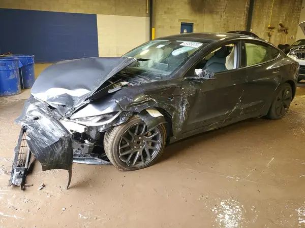 5YJ3E1EAXSF986583 2025 TESLA MODEL 3 - Image 1