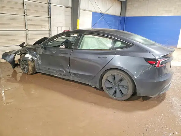 5YJ3E1EAXSF986583 2025 TESLA MODEL 3 - Image 2
