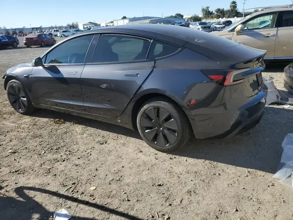 5YJ3E1EAXSF994912 2025 TESLA MODEL 3 - Image 2