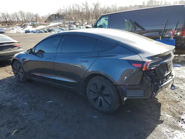 5YJ3E1EAXTF117273 2026 TESLA MODEL 3 - Image 2