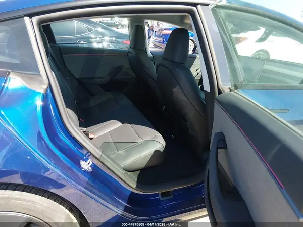 5YJ3E1EAXTF131271 2026 TESLA MODEL 3 - Image 8