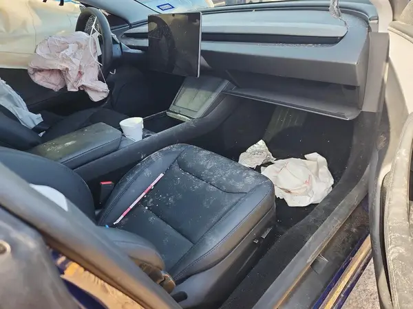 5YJ3E1EAXTF138592 2026 TESLA MODEL 3 - Image 8