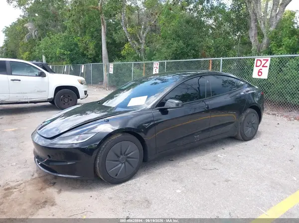 5YJ3E1EAXTF144716 2026 TESLA MODEL 3 - Image 2