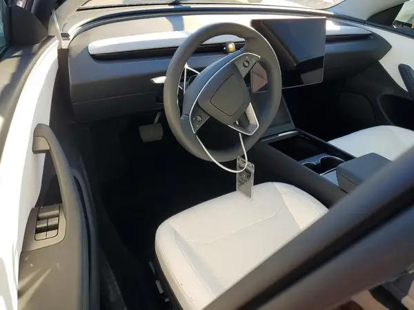 5YJ3E1EAXTF145848 2026 TESLA MODEL 3 - Image 8