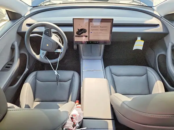 5YJ3E1EAXTF155621 2026 TESLA MODEL 3 - Image 8