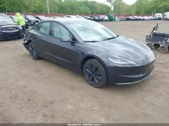 5YJ3E1EAXTF157059 2026 TESLA MODEL 3