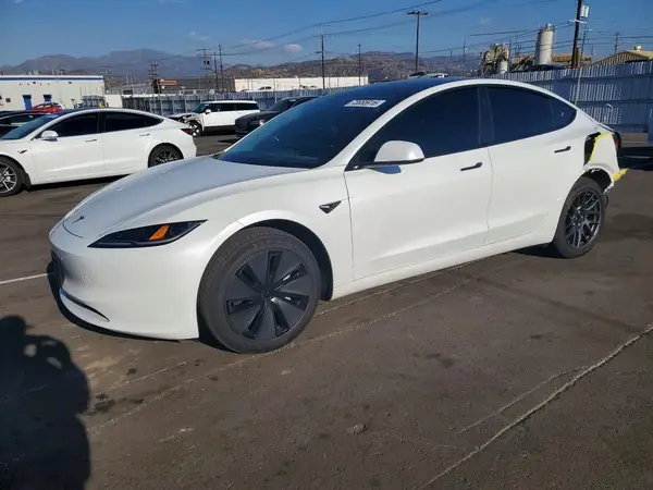 5YJ3E1EAXTF212576 2026 TESLA MODEL 3 - Image 1