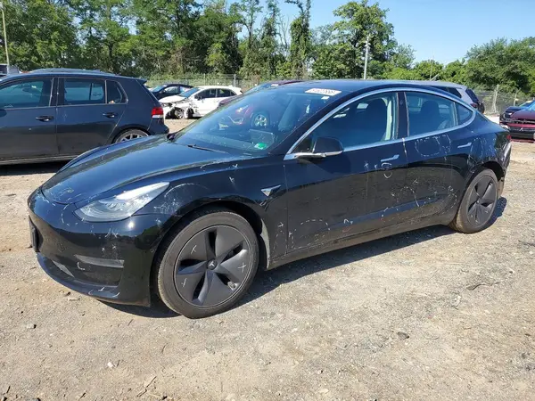 5YJ3E1EB0JF054075 2018 TESLA MODEL 3 - Image 1