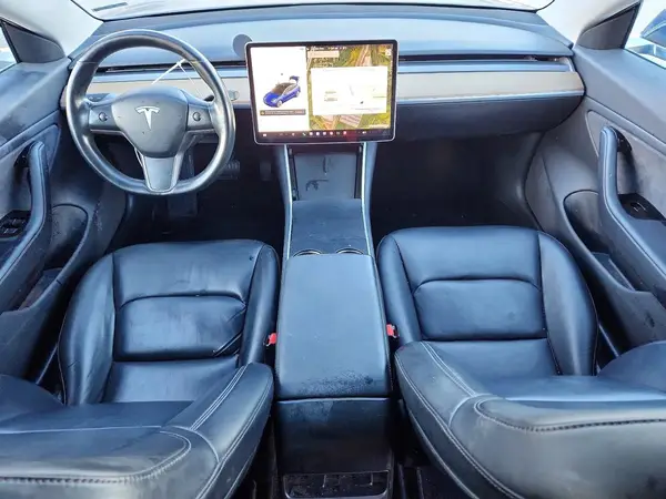 5YJ3E1EB0JF054786 2018 TESLA MODEL 3 - Image 8