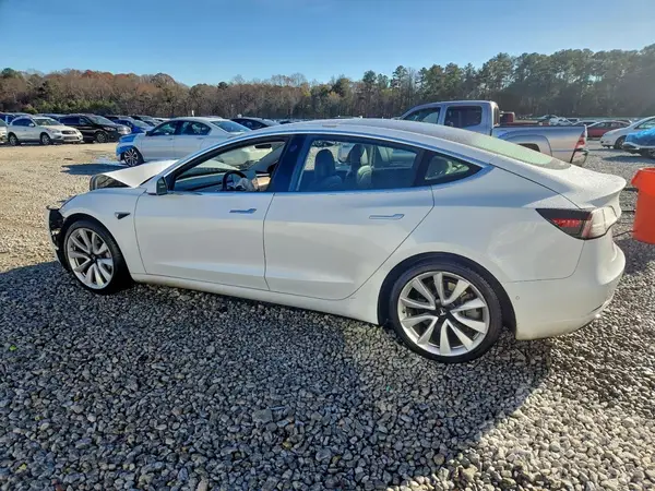 5YJ3E1EB0JF055064 2018 TESLA MODEL 3 - Image 2