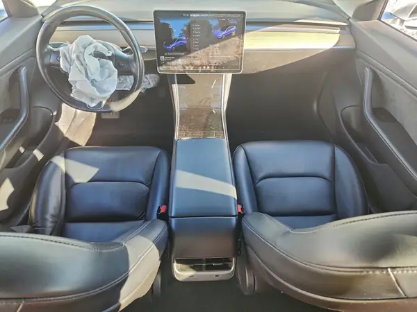 5YJ3E1EB0JF055064 2018 TESLA MODEL 3 - Image 8