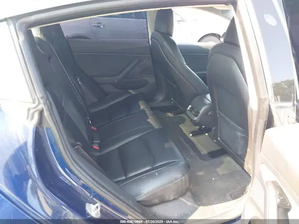 5YJ3E1EB0JF064878 2018 TESLA MODEL 3 - Image 8