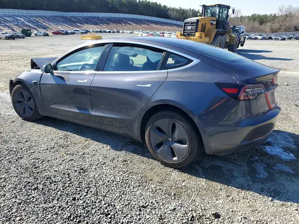 5YJ3E1EB0JF066047 2018 TESLA MODEL 3 - Image 2