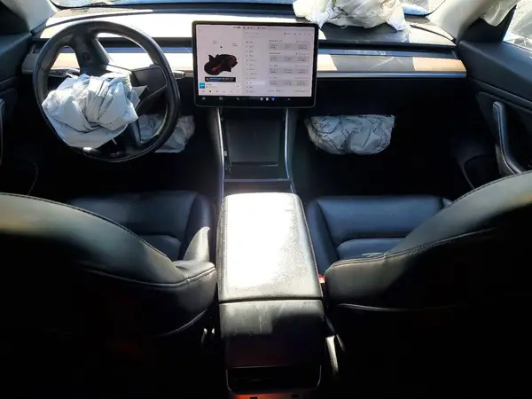 5YJ3E1EB0JF066047 2018 TESLA MODEL 3 - Image 8