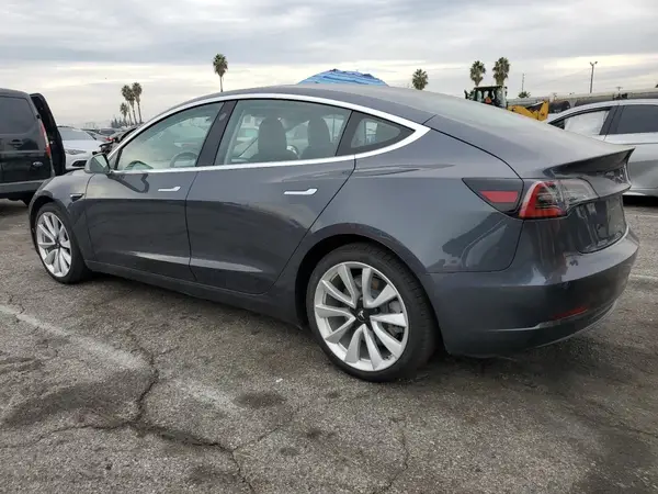 5YJ3E1EB0JF069109 2018 TESLA MODEL 3 - Image 2