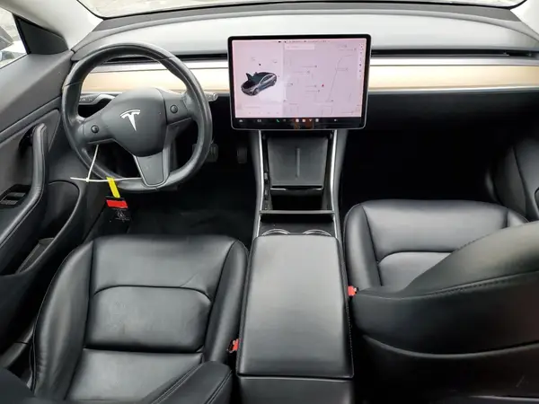 5YJ3E1EB0JF069109 2018 TESLA MODEL 3 - Image 8