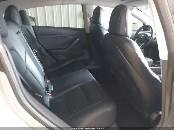 5YJ3E1EB0JF069157 2018 TESLA MODEL 3 - Image 8