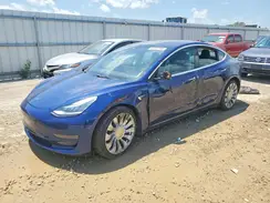 5YJ3E1EB0JF072351 2018 TESLA MODEL 3