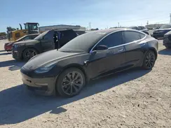 5YJ3E1EB0JF074794 2018 TESLA MODEL 3