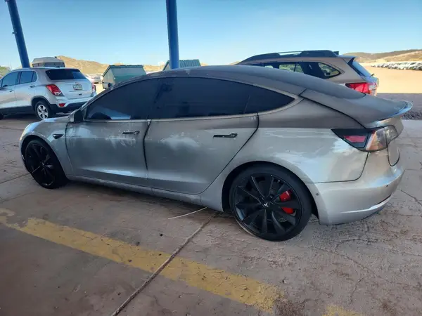 5YJ3E1EB0JF079509 2018 TESLA MODEL 3 - Image 2