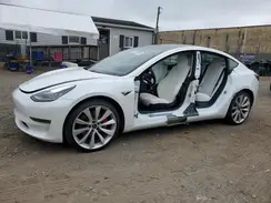 5YJ3E1EB0JF081308 2018 TESLA MODEL 3