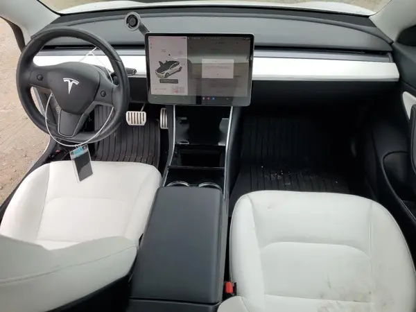 5YJ3E1EB0JF081308 2018 TESLA MODEL 3 - Image 8