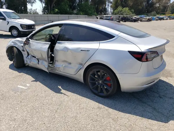 5YJ3E1EB0JF083446 2018 TESLA MODEL 3 - Image 2