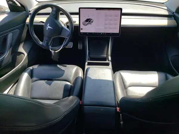 5YJ3E1EB0JF083446 2018 TESLA MODEL 3 - Image 8