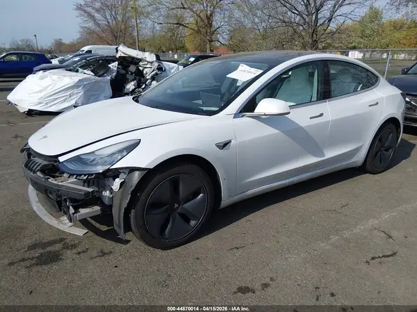 5YJ3E1EB0JF086007 2018 TESLA MODEL 3 - Image 2