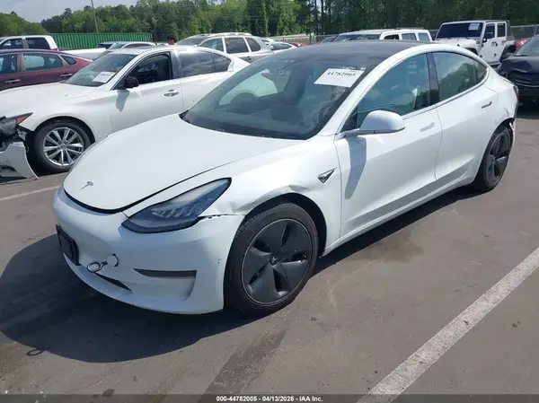 5YJ3E1EB0JF086301 2018 TESLA MODEL 3 - Image 2