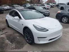 5YJ3E1EB0JF086332 2018 TESLA MODEL 3