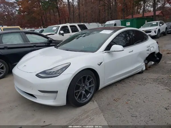 5YJ3E1EB0JF086332 2018 TESLA MODEL 3 - Image 2