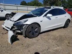 5YJ3E1EB0JF088825 2018 TESLA MODEL 3